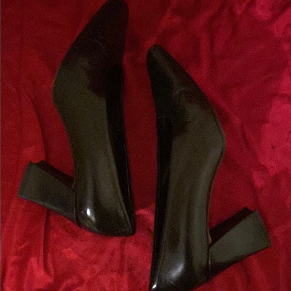 Vintage Via Spiga Black Leather Pumps 9.5 Italy